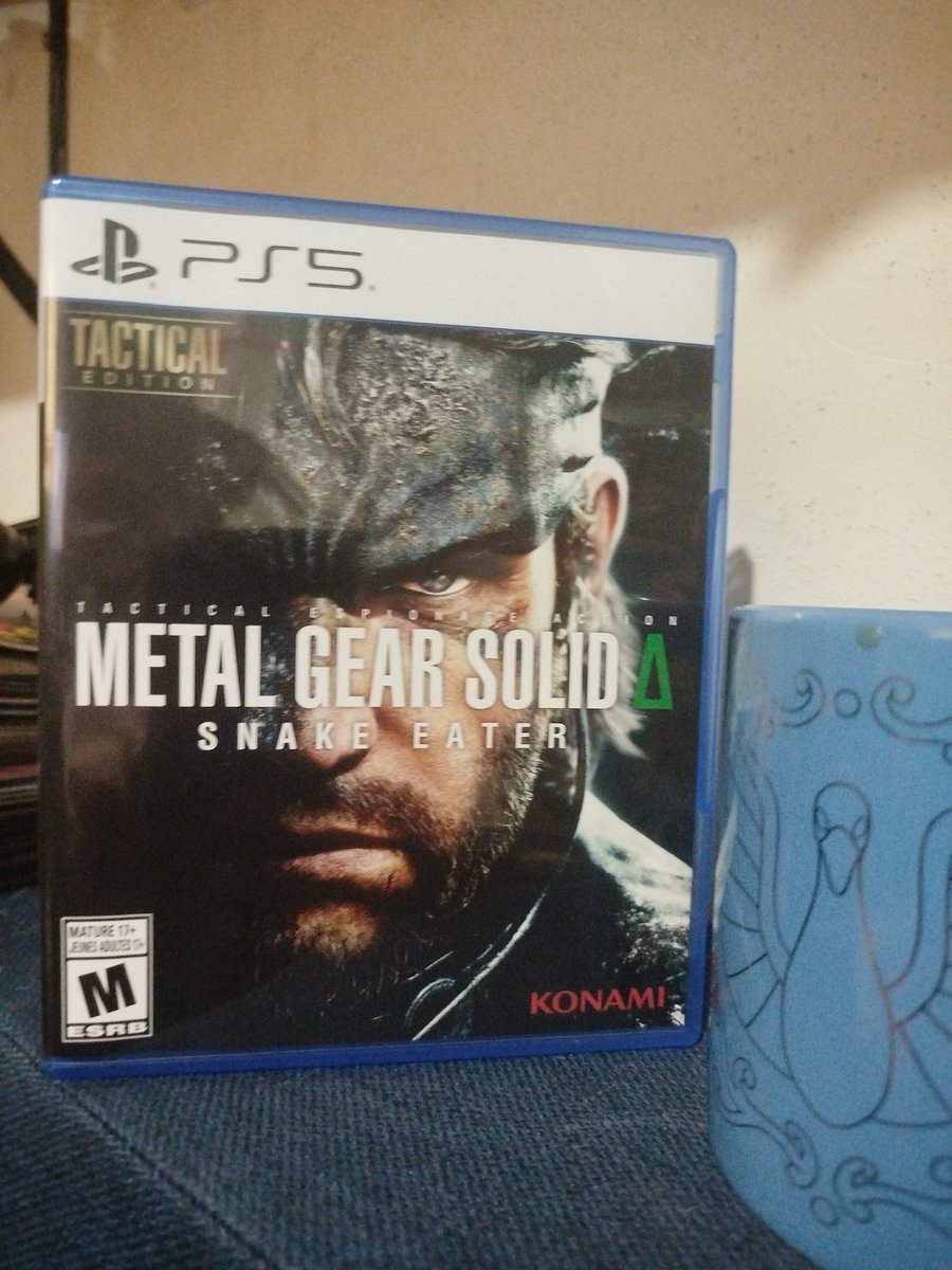 Cafecito listo, juego listo
Ven ven derrotamos juntos a los cobras!! Twitch.tv/quique_gb
#MetalGearSolid