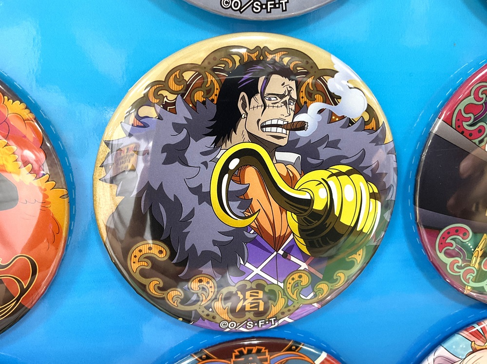 日*4様 名古屋グランパス×ワンピース　バッジ 4/28（日）「ONE PIECE」×「Jリーグ」×「名古屋グランパス」タイ
