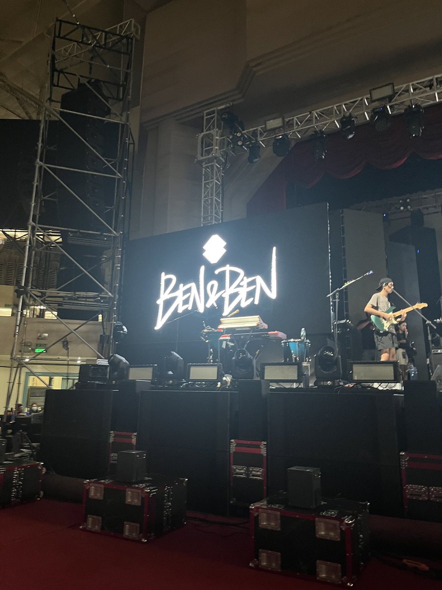 FSSQUAD3's tweet photo. @BenAndBenMusic thank you for coming to Bacolod city I had so much fun and @miguelbenjamin_ thank you for that little talk back stage I hope we can talk more again https://t.co/gvYYHEuFqD