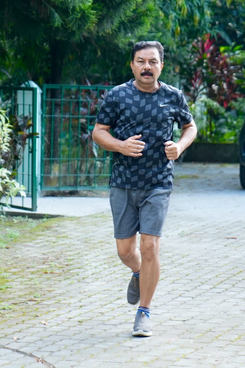 RanjeetkrDass's tweet image. Good morning from Barpeta Road! 

Just 18 days to go for the BTC elections and around 194 days for the Assembly polls. 

Calling on all BJP karyakartas to intensify door-to-door campaigning and connect with every household.

#FitIndiaMovement #StayFitStayHealthy #BTCElection…