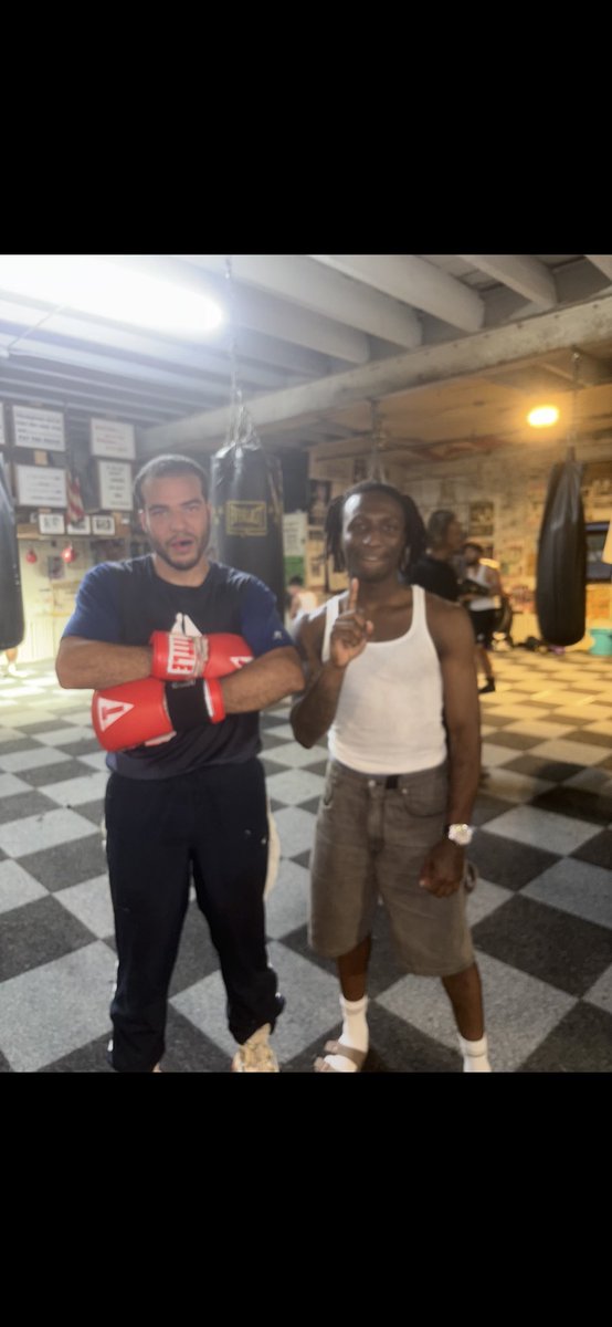 jojoespinal23's tweet image. Blessings on blessings #stream #ishowspeed #raud #philly #trend #boxing