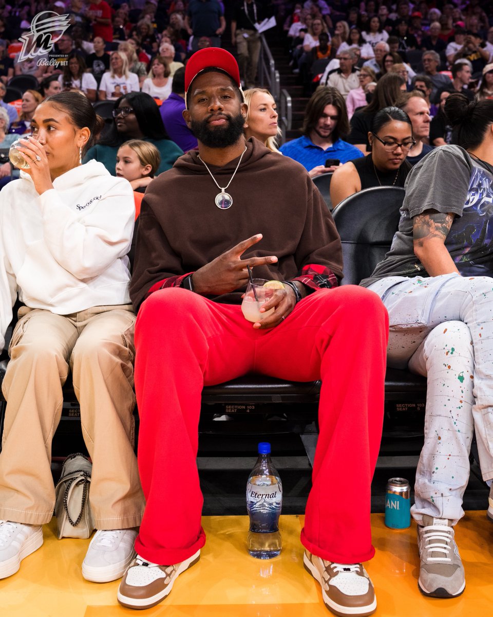 When someone says who watches the WNBA?

Here’s your answer: <a href="/Suns/">Phoenix Suns</a>