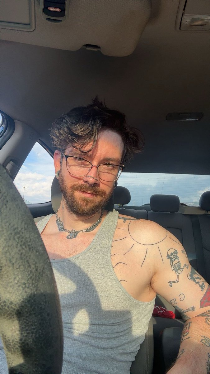 xdrewdrop's tweet photo. Sup https://t.co/Kzqn0rsRNX