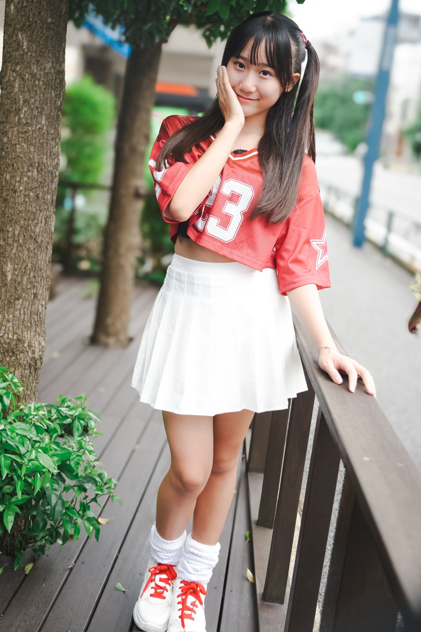 アイドル Robi MzktNDM1NS5qcGVn.jpeg
