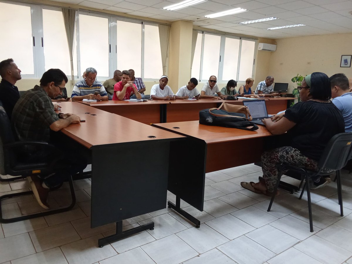 aantelo2019's tweet photo. #Hoy se realizó la visita del Consejo Universitario a la facultad #CITEC, donde se verificó el estado de cumplimiento parcial de los objetivos del año 2025, así como los aseguramientos para el inicio del curso escolar 2025-2026, previsto para el próximo 8 de septiembre. https://t.co/TkCl62POwl