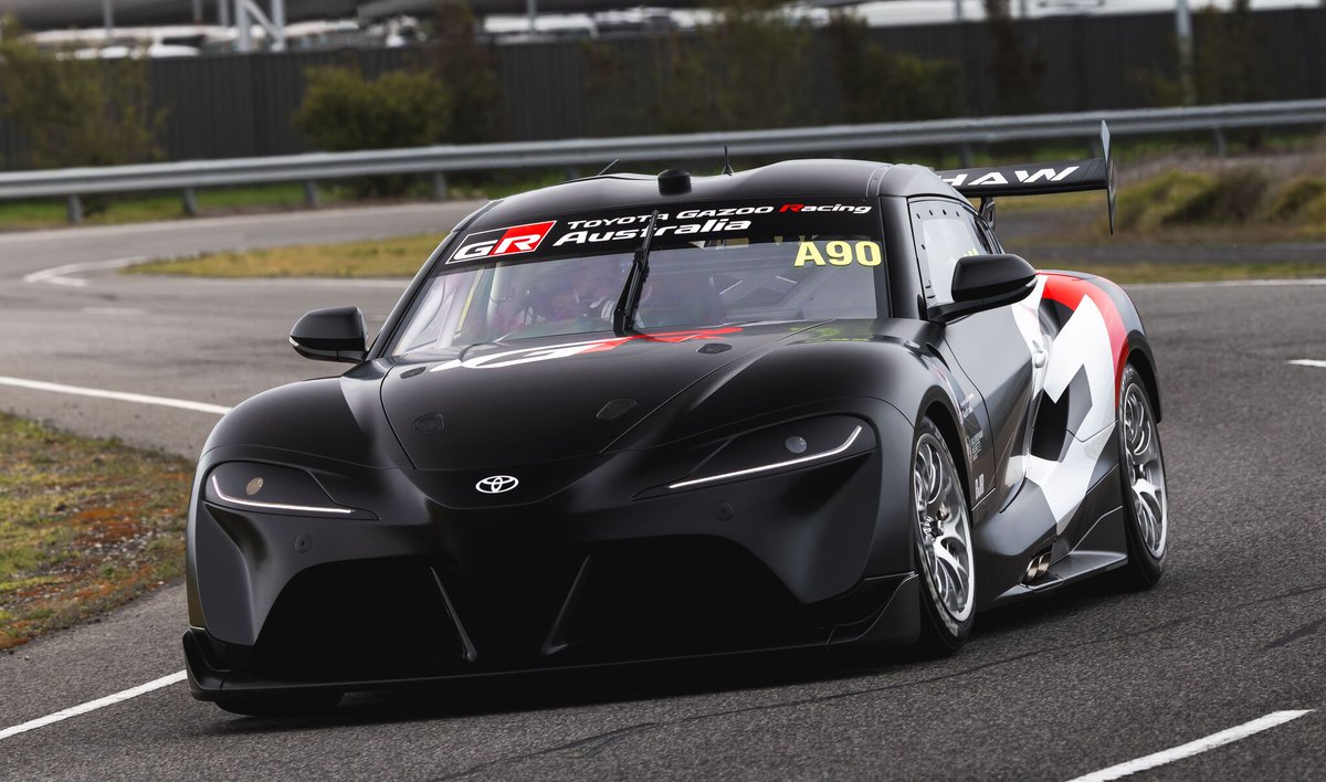 スーパーカー多数 気になるのがありましたらコメント下さい！ 99%の人が知らない？！スーパーカー界隈の秘密㊙️ 質問来てた