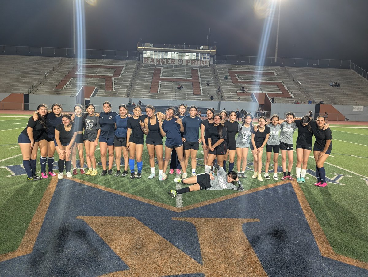 Riverside High School Girls Soccer (@rhs_gsoccer) on Twitter photo More than twenty 9th and middle school showed up for the open field day!
To build a successful and sustainable project, always think about the future!
<a href="/MSanchez14_/">Mario Sanchez</a> <a href="/Reza_RHS/">Reza</a> <a href="/GerardoANorieg1/">Gerardo A. Noriega</a> <a href="/Riverside_4ever/">Riverside_Rangers</a> <a href="/YISDAthletics1/">YISD Athletics</a> More than twenty 9th and middle school showed up for the open field day!
To build a successful and sustainable project, always think about the future!
<a href="/MSanchez14_/">Mario Sanchez</a> <a href="/Reza_RHS/">Reza</a> <a href="/GerardoANorieg1/">Gerardo A. Noriega</a> <a href="/Riverside_4ever/">Riverside_Rangers</a> <a href="/YISDAthletics1/">YISD Athletics</a>