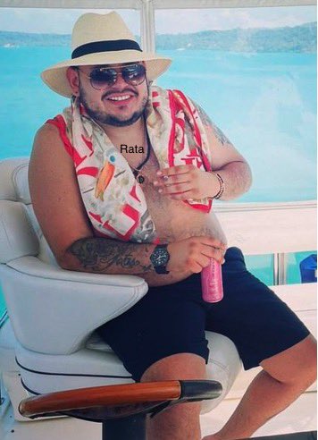 DAILYESTAFA's tweet image. 🚨 Atención: Capturado el gordo seboso Juan José Benavides en Argentina ‼️ 
#LaGranEstafa #DailyCop
@ELTIEMPO @elpaiscali @elespectador @RevistaSemana @EnterateCali