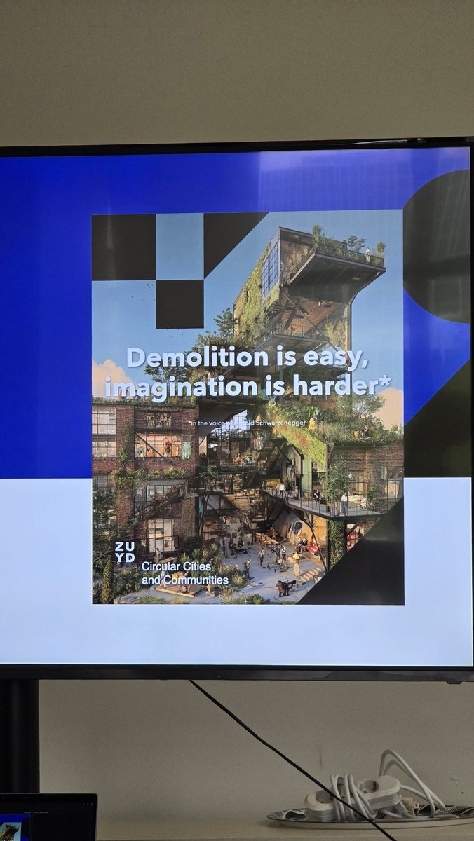 bosnolog's tweet image. ANTI-CITY GUIDE: Kako je jedan Nizozemac prepoznao Heerlen u Zenici

U proteklih nekoliko dana, bio sam na studijskom putovanju u Heerlen, na poziv Mauricea Hermansa i njegovih saradnika u projektu "Anti-City Guide". Želio nam je pokazati iskustva postindustrijalizacije 🧶🧵