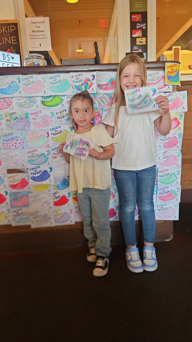CherailElexis's tweet photo. These 2 guests donated $10 of their allowance to support St. Jude 🌶💪
#kidshelpingkids #createapepper #chilislove https://t.co/VHoc9SHtZY