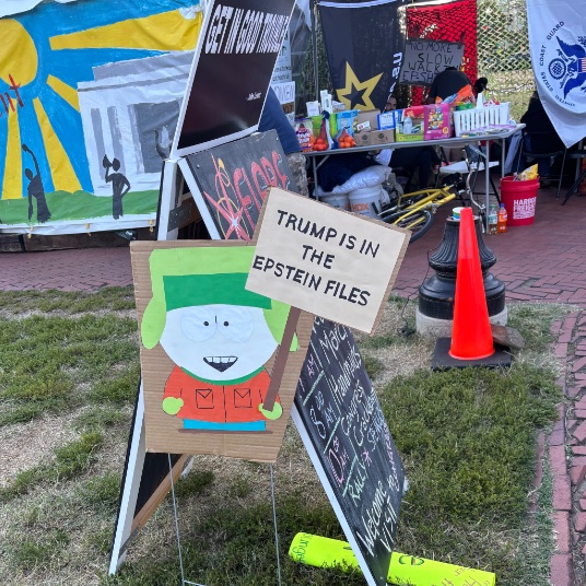 Outside Union Station today, protestors gathered.

One sign announced a march planned for the morning and pointed to tomorrow’s “Handmaids Congress Crackdown” rally.

A nod to South Park in this sign👇