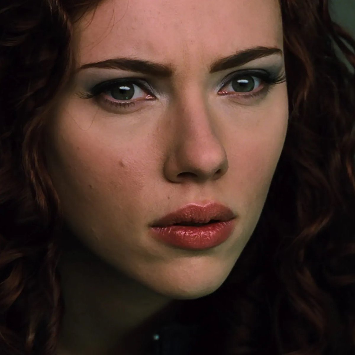 alianovnataIya's tweet photo. her confused face is SO cute https://t.co/NLi6X0TNvK