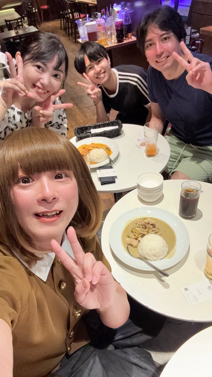 currypuakupuaku's tweet image. タイ料理トランザムの、甘みと旨みたっぷりで鶏肉ゴロゴロのマッサマンとグリーンカレー。一緒にいたなりちゃん曰く「人生で食べたカレーで一番美味しいカレー」ですって💕素敵な告白聞いちゃいました😆
#TRANSAM