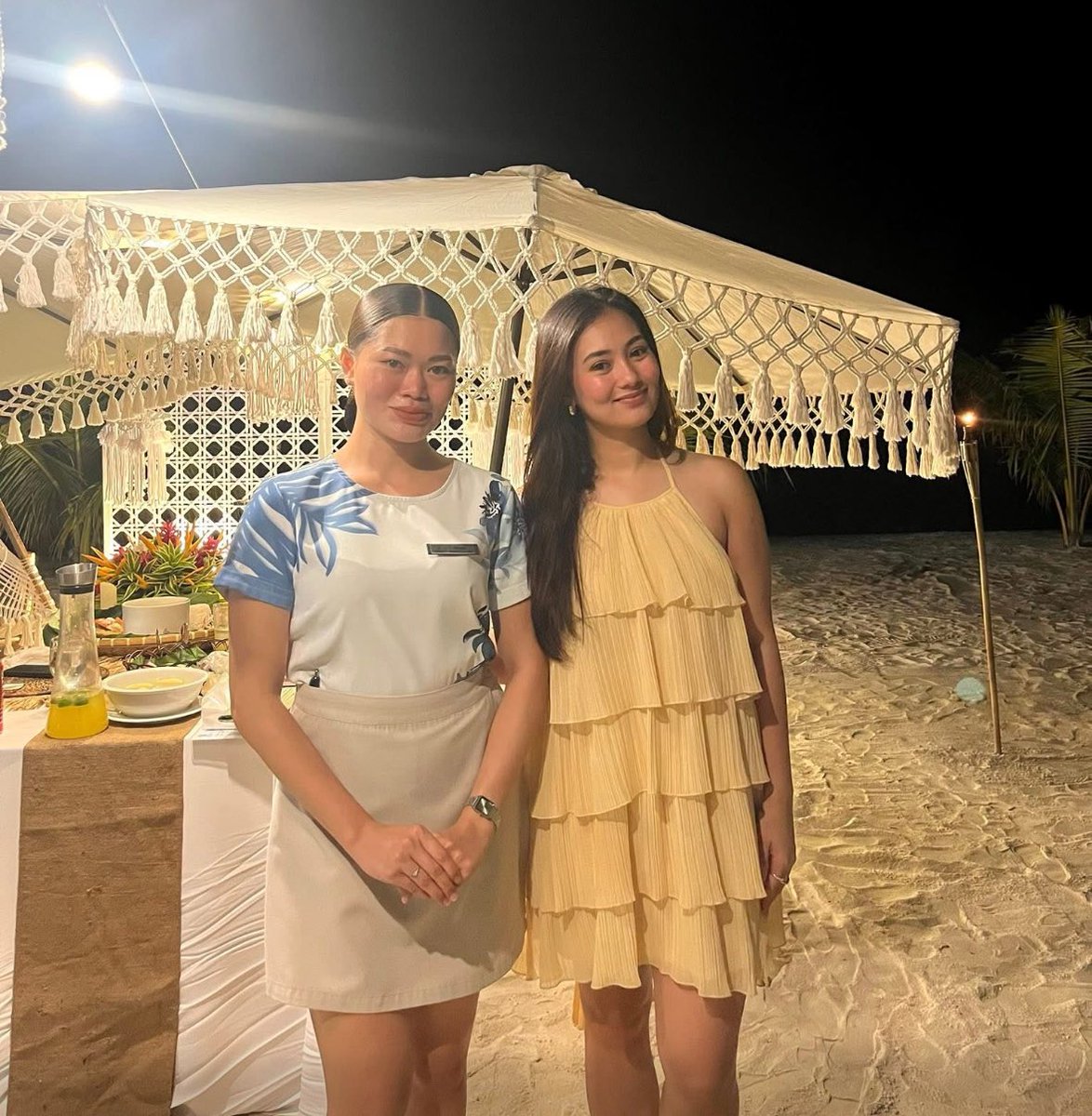 arjasOG's tweet photo. FB| Jas Scales spotted on Stephanie Ibarra Magoncia FB Post. 

 I’m truly grateful for the opportunity to serve such kind and humble people, especially PBB Ms. Jasmine Helene Dudley Scales, who is very down-to-earth and superrr pretty pa jd in person. 😍🥰🥹 #thebellevueresortbohol

#ArJas | #JasScales