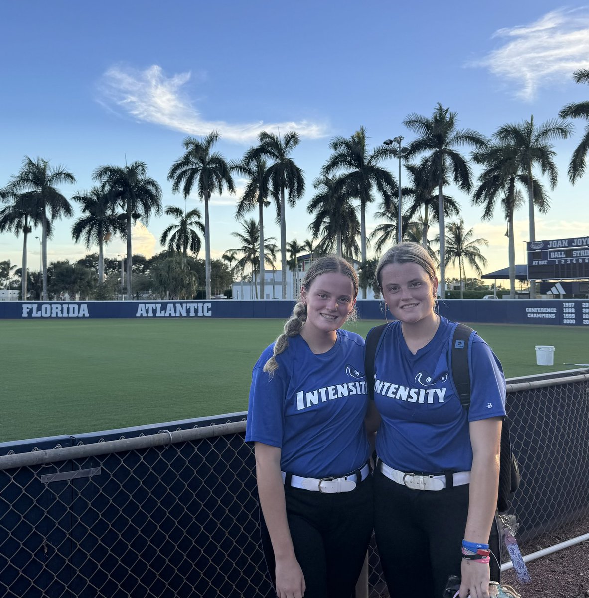 Thank you <a href="/FAUSoftball/">Florida Atlantic Softball</a> for a great pitching clinic last night!! I loved all the drills🌴💙🌴❤️

<a href="/CoachJordanSB/">Jordan Clark</a> <a href="/CoachKatedL/">Kate de Leon</a> <a href="/newmz4/">Nicole Newman</a> <a href="/TaylorMinnickk/">Taylor Minnick</a> <a href="/sdoherty46/">shannon</a> <a href="/D1Softball/">D1Softball</a> <a href="/PrepSoftball/">Prep Softball 🥎</a> <a href="/SBRRetweets/">Softball Recruiting Reposts</a> <a href="/intensitykod/">Kevin ODonnell</a> <a href="/TopPreps/">TOP PREPS - Free Sports News, Videos & Information</a> <a href="/LilySurber27/">Lily Surber</a>