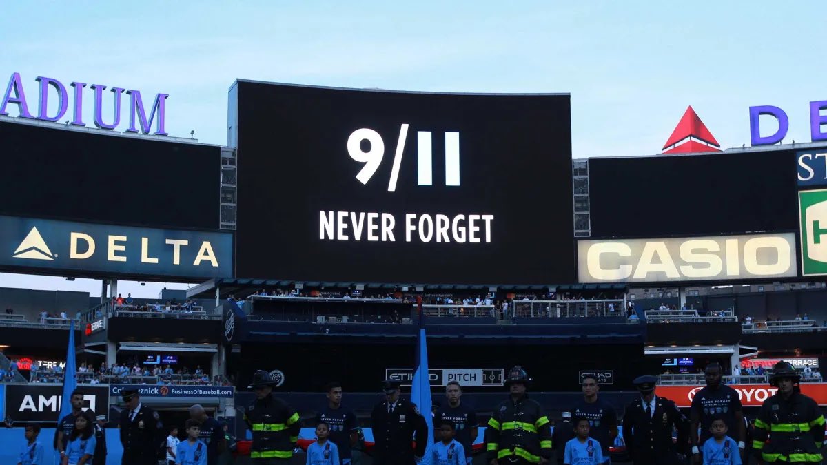 🚨 AWESOME: President Trump will be attending the New York Yankees game on September 11th to commemorate the 9/11 anniversary

MANY families of fallen first responders will be there with him

I love this! Those families deserve every bit of this honor! 🇺🇸