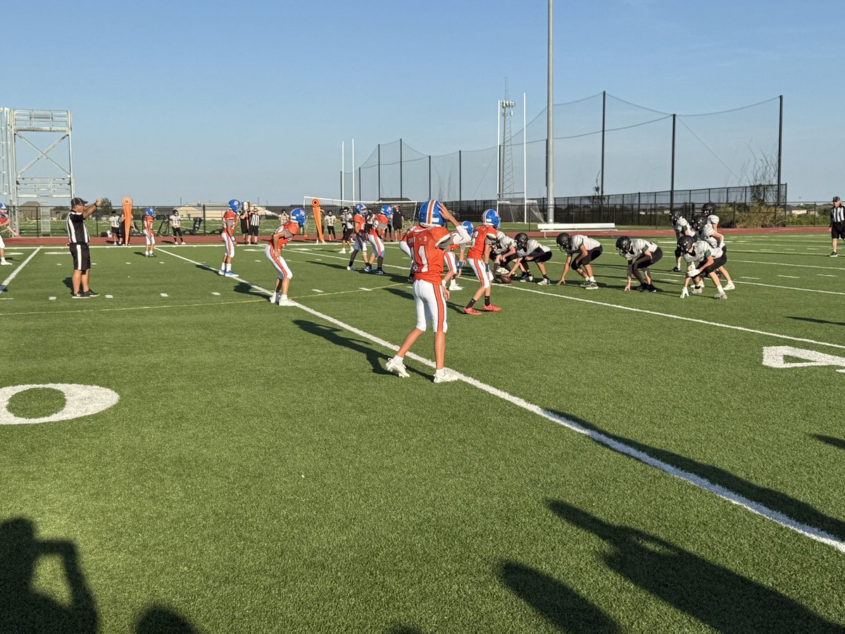 Tuesday Night Lights are back for <a href="/DMS_Bearkats/">Danielson MS Athletics</a> as they take on Stiles MS. Always enjoy seeing the next generation of <a href="/GlennGrizFB/">GlennGrizGridiron</a>. Go Bearkats!