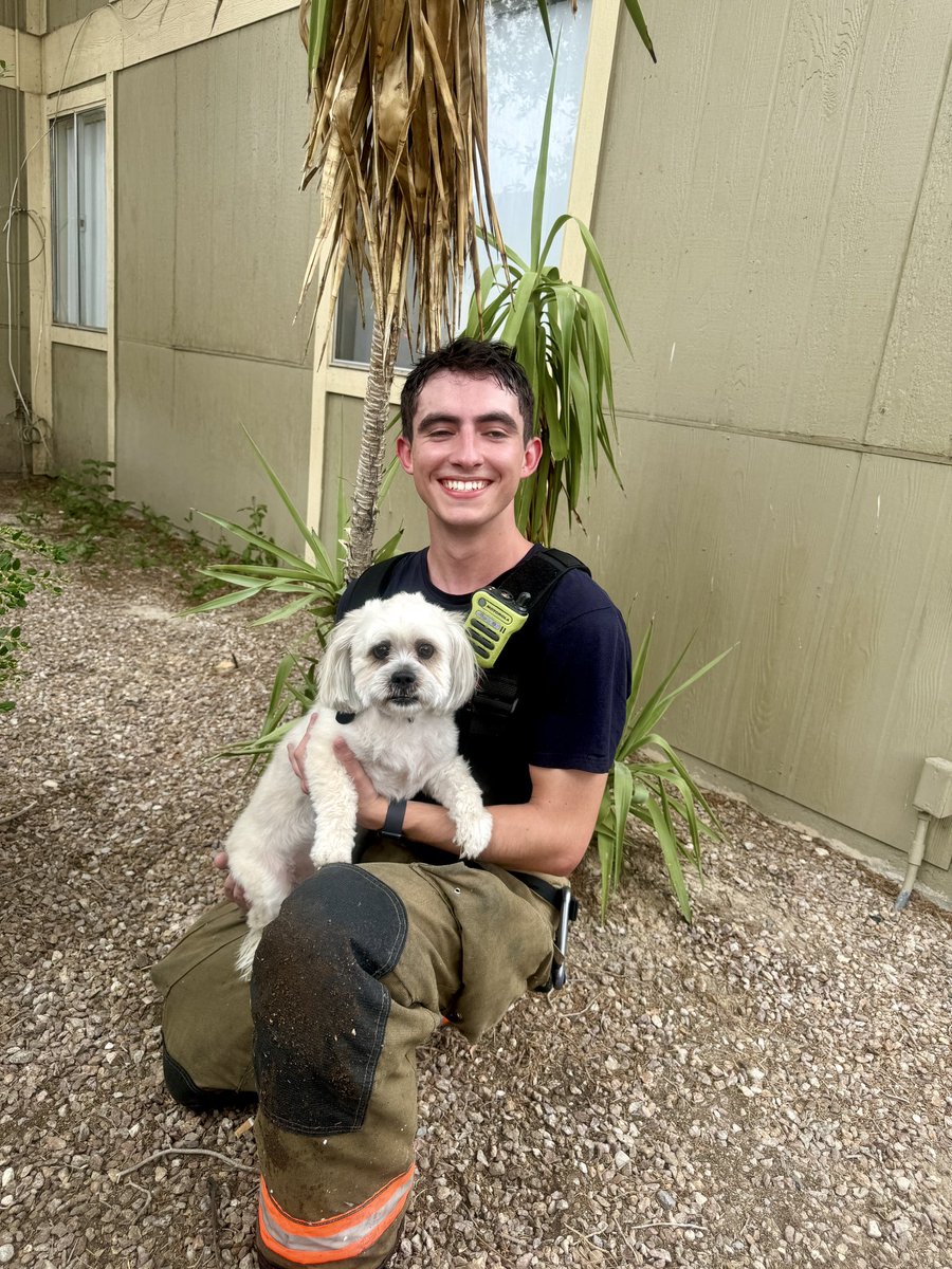 At 11:15am Sept. 2, <a href="/ClarkCountyFD/">Clark County FD</a> responded to a 3-alarm fire near Tropicana &amp; Maryland.
 
➡️ 32 apartments impacted
➡️ 40 residents displaced
➡️ 5 victims to Sunrise Hospital
➡️ 3 treated/released on scene
➡️ 1 firefighter to UMC for heat exhaustion
 
Cause under investigation.