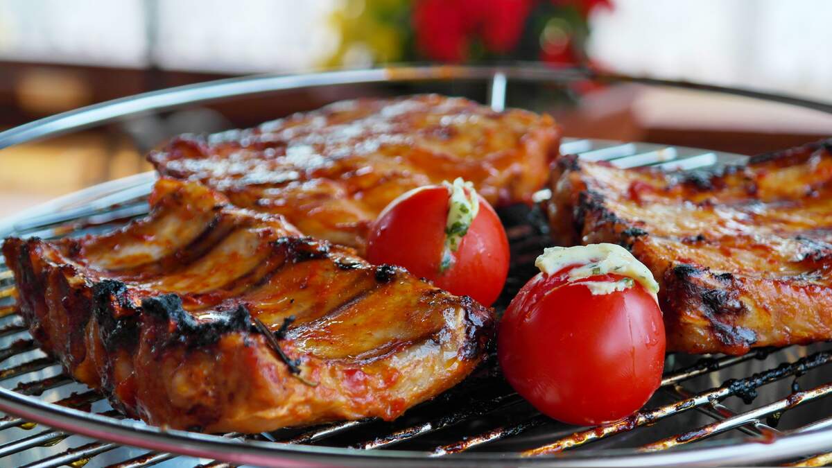 Sep 3: 🍖🔥😋 Happy National Baby Back Ribs Day! Fire up the grill or support your favorite BBQ spot. Dry rub or saucy, low and slow is the way to go. Grab extra napkins and enjoy those tender, smoky bites. #NationalBabyBackRibsDay #BBQ