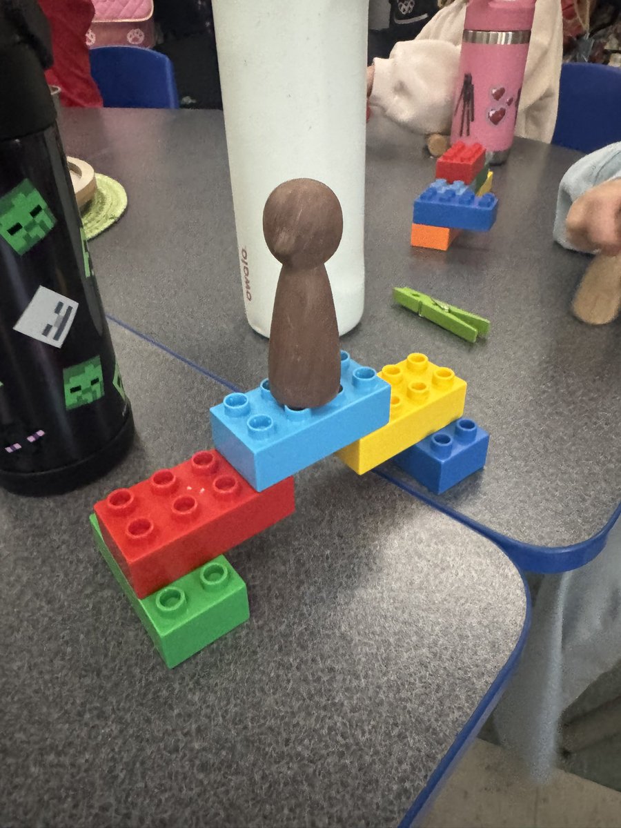 AnitaBaudoux's tweet photo. Our Grade 1 crew took on their first #SixBricks challenge, inspired by this year’s spiritual theme: “We Are Called to Build Bridges.” Students had a blast designing bridges while building new class connections. @StMonicaOCSB @ocsbRE #ocsbSTEAM https://t.co/c9TvdAuZ13