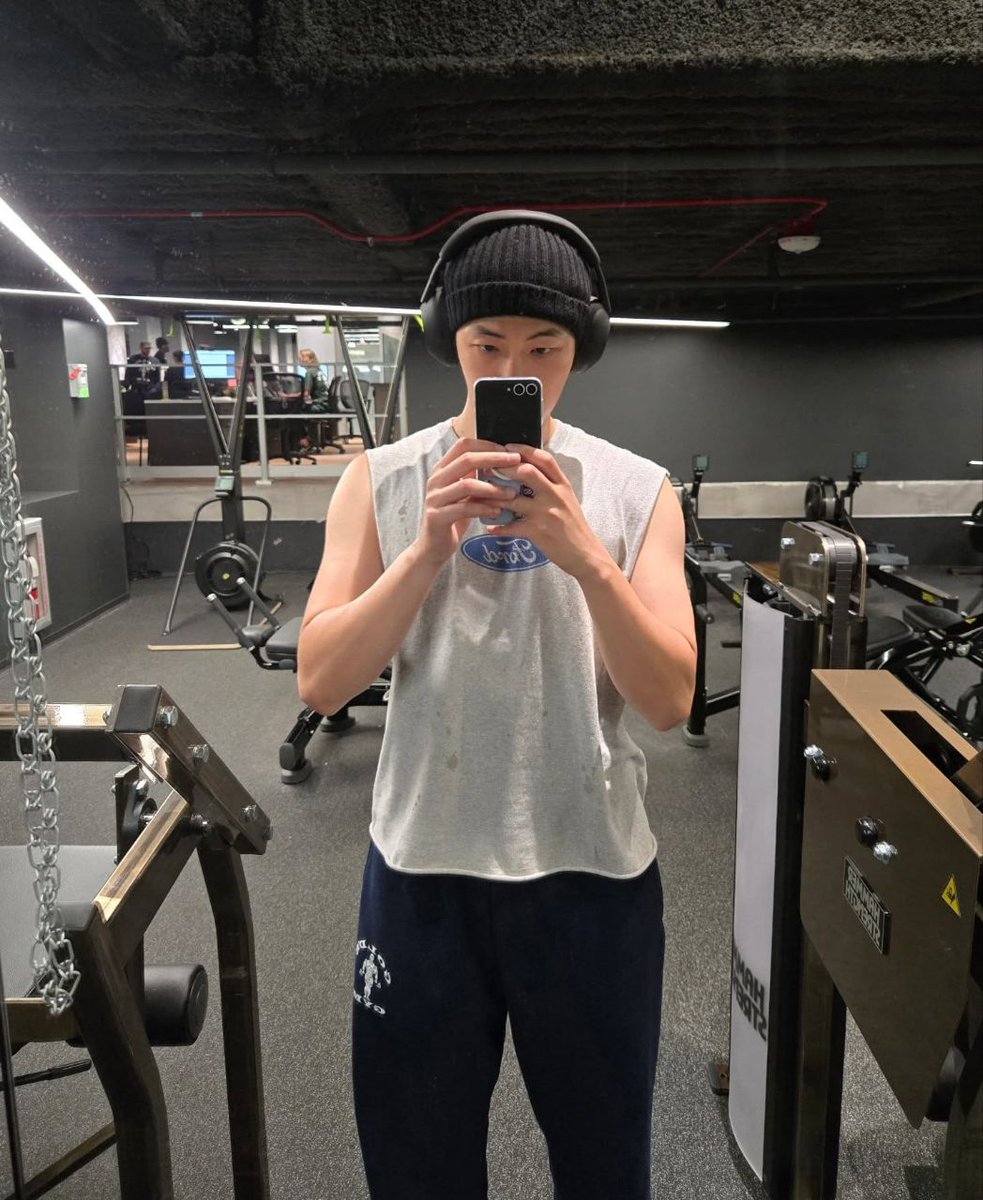 PERSIAN RM tweet media