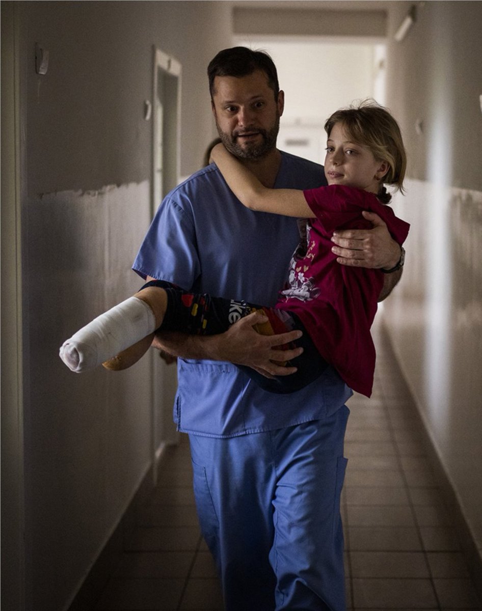 Help Needed! 
Rotary Ukraine 3D-Printed Prosthetics Project👨‍⚕️🥼❤️
Toronto Rotary Club is fundraising for Dr. Loza’s prosthetic work in Ternopil. With your financial support, Rotary can equip a prosthetics workshop with state-of-the-art 3D printers that can deliver fast,