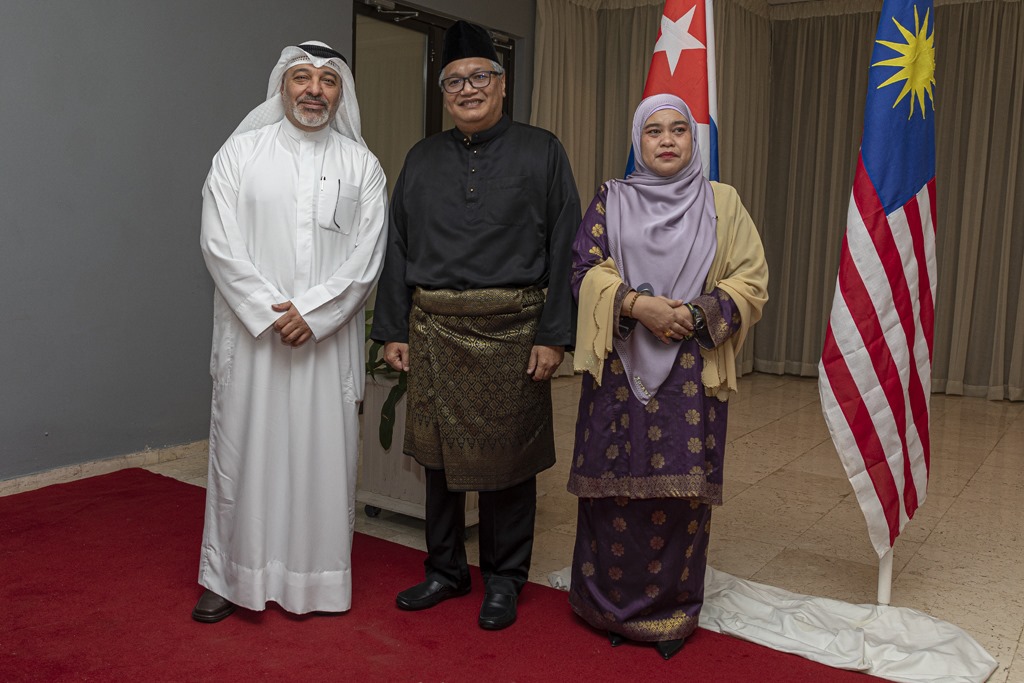 MYEmbHavana's tweet photo. A heartfelt thank you to all our distinguished guests and friends of Malaysia who joined us in Havana to celebrate the 68th National Day.
Guided by this year’s theme, “Malaysia MADANI: Rakyat Disantuni”, we reaffirm our commitment to unity, compassion and inclusive progress https://t.co/NRc7UPgIBo
