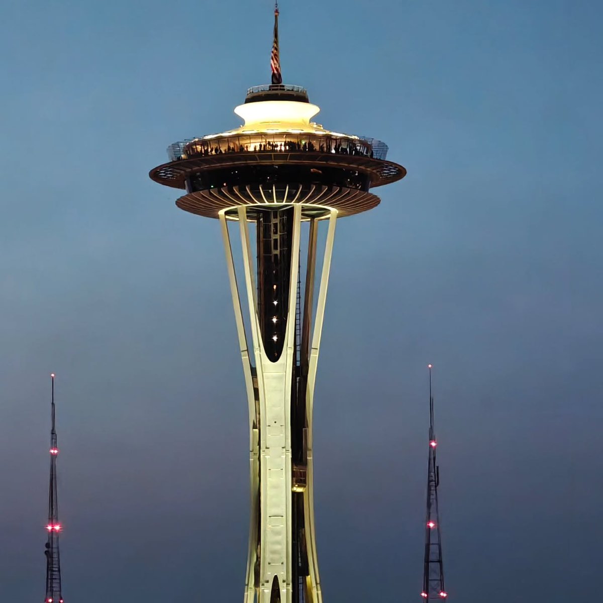 OliBKxSEA's tweet photo. Just saw this... what’s happening in Seattle? 🤔
#Seattle #SpaceNeedle #AnyUpdates #DailyLife #Curious https://t.co/fNdwy0tqob