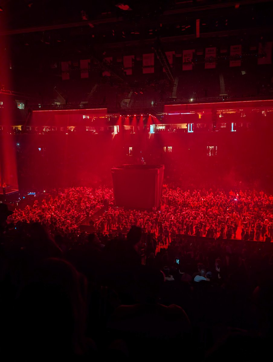 ldonsi 🦊🌙 tweet media