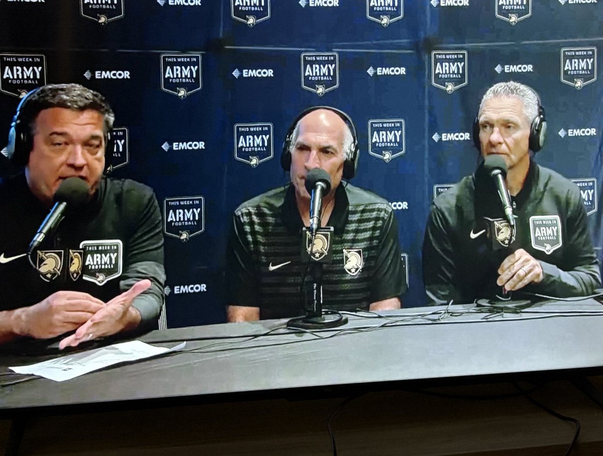 Enjoyed the opportunity to join This Week In Army Football show last night with <a href="/CoachJeffMonken/">Jeff Monken</a> and <a href="/richdemarco/">Rich DeMarco</a>.  Next weeks show will originate from the Firsties Club at USMA.  <a href="/ArmyWP_Football/">Army Football</a>