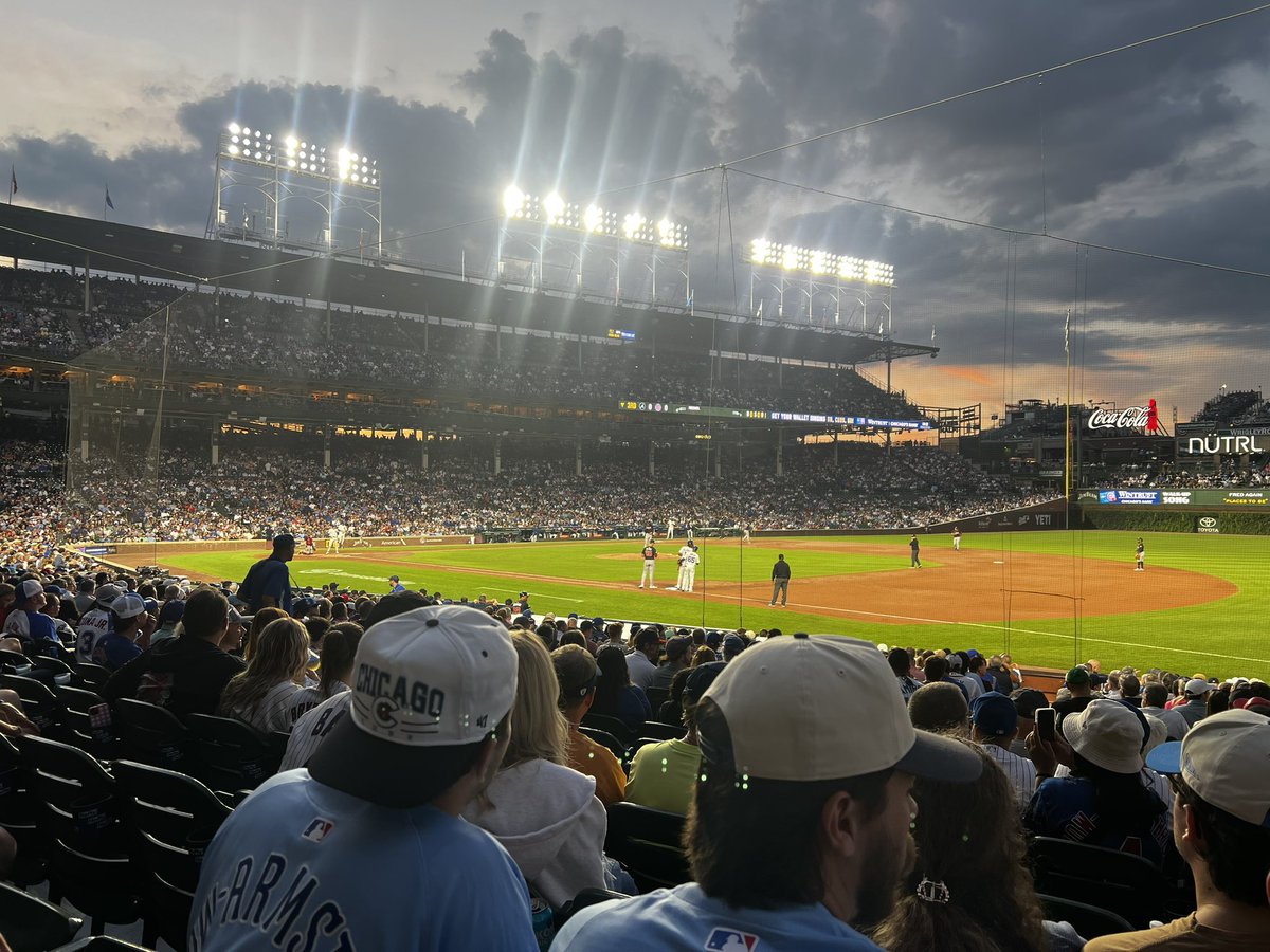 Unc Zuna from the Braves (@mrdjpk) on Twitter photo Let’s go Braves!!!! Let’s go Braves!!!!