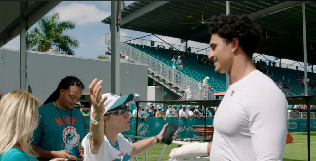 I 👀 you <a href="/finatic1972/">Lisa | I’m Fighting Cancer for you mom😇💔</a> 🐬 📽📺