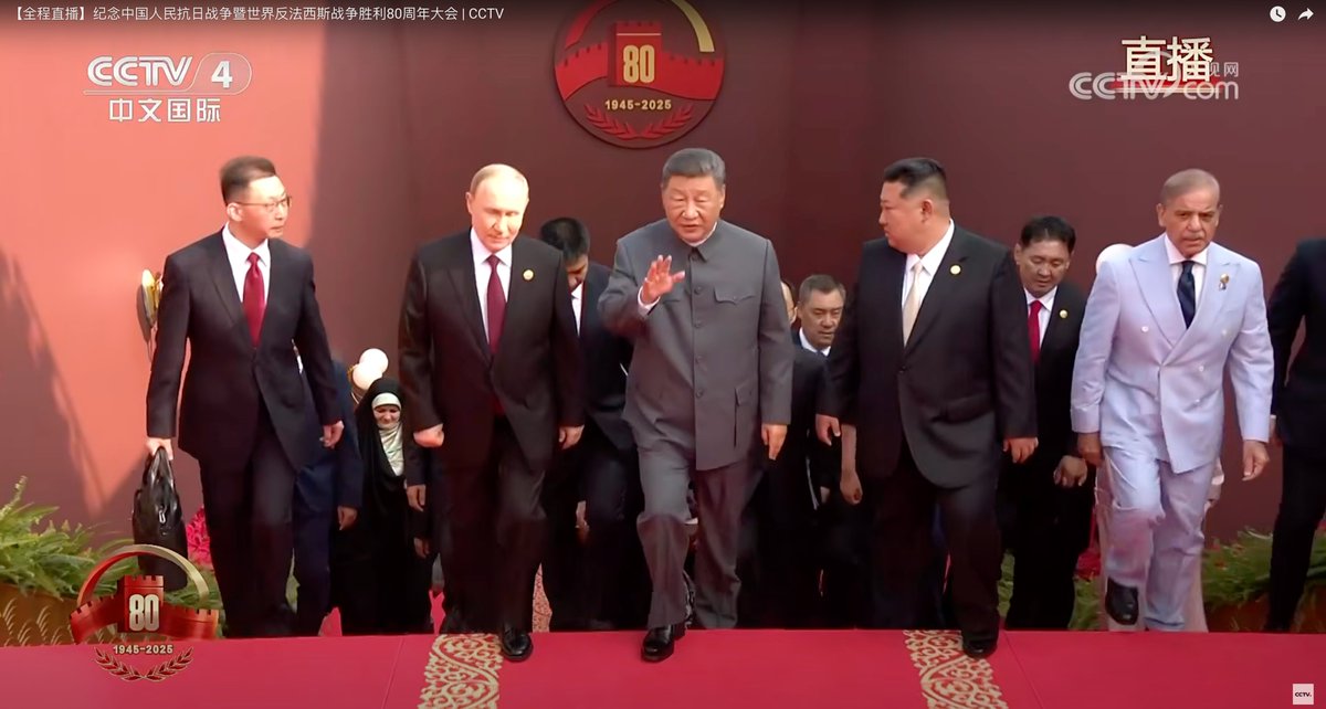 Trader_S18's tweet image. 开始看九三阅兵直播了