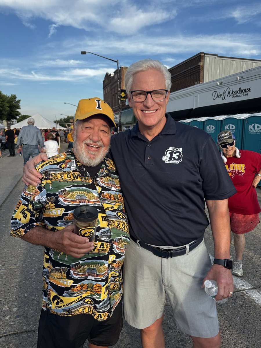 Meet another Ed! Ed Spindler is a retired umpire for Iowa High Schools who grabbed me for a picture today in Coon Rapids. Two Eds are always better than one on RVTV. ⁦<a href="/SoundOFF13/">SoundOFF</a>⁩ <a href="/WHO13news/">WHO 13 News</a>⁩ #RVTV