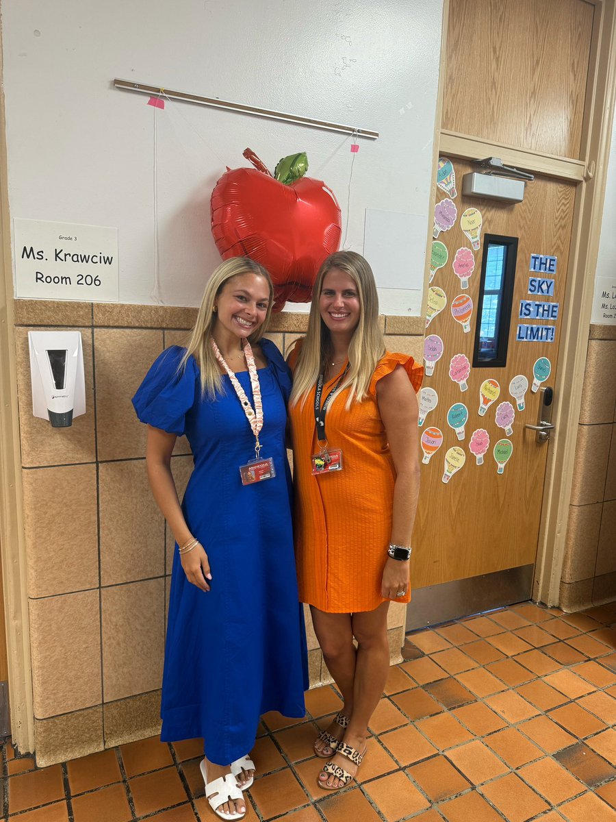 Ms. Leeds tweet media