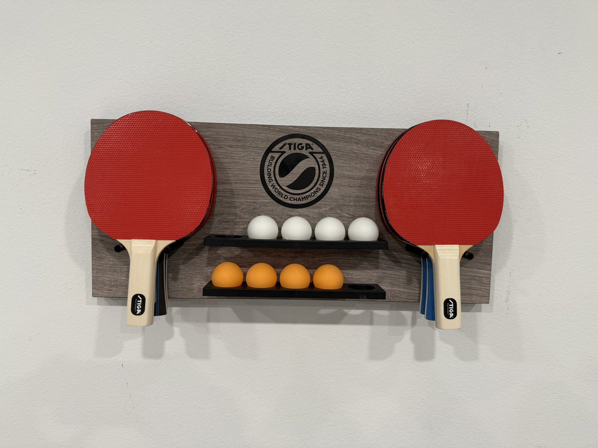 🏡 Airbnb Tip ✅ 

Want your ping pong set up to look more professional in your Airbnb? 

Get an equipment rack for paddles and balls. 👍🏻