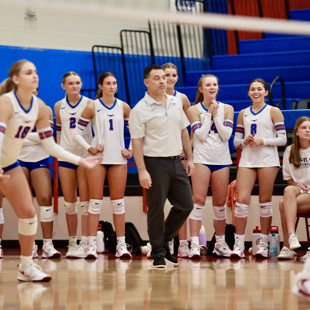 Volleyball sweeps Brandeis as the Chaps snagged their 19th win of the season. Westlake heads to Georgetown on Friday. #GoChaps