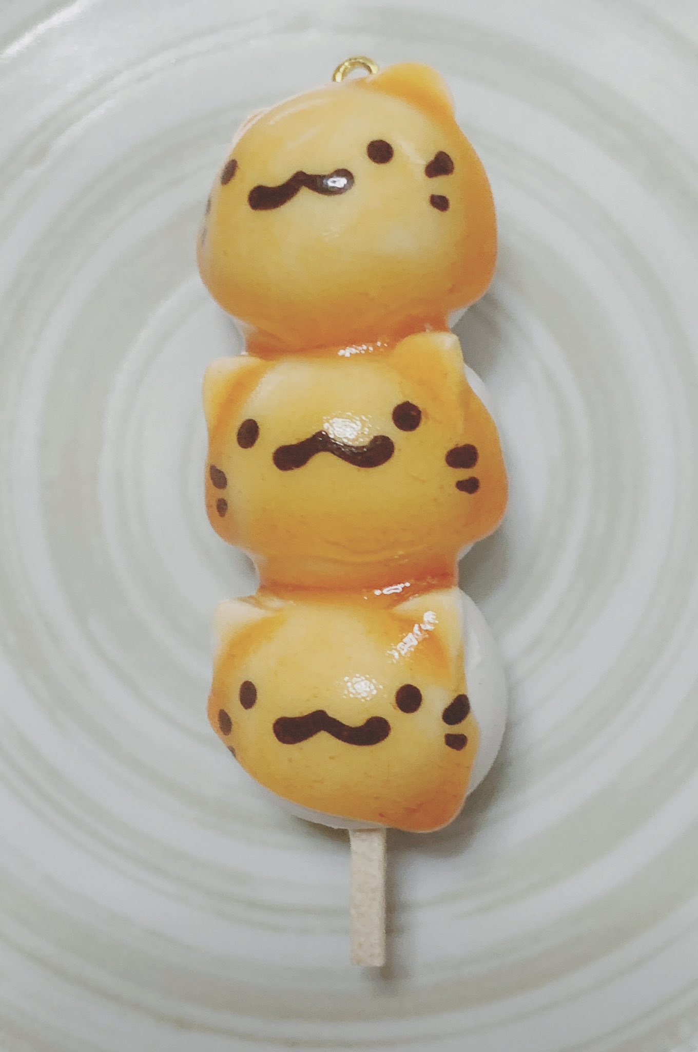 10000円→8000円❗️手作り額付き作品　title「晴れ晴れニャンコ」 nyankoro♡てづバ大阪9/20のみ【T-36】 (@nyankoronyan02) / X