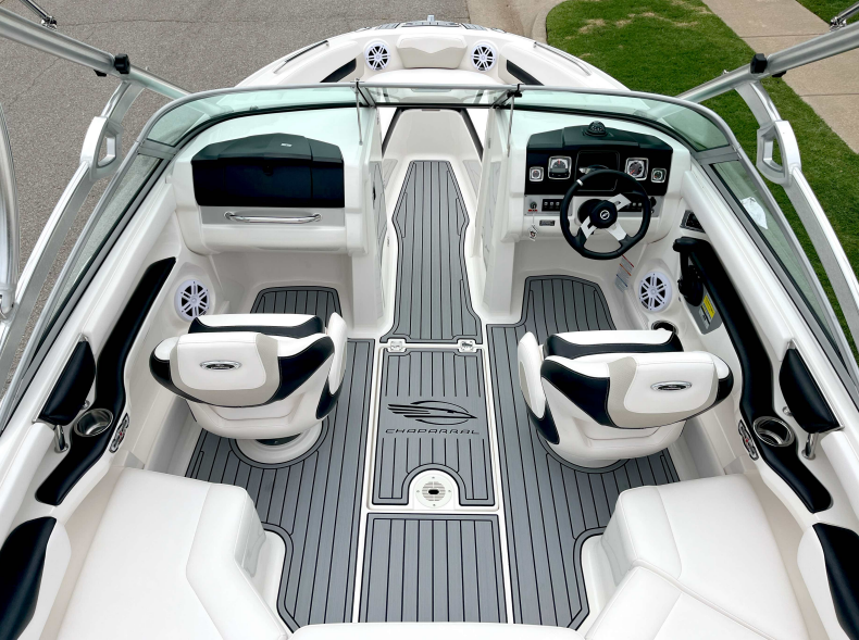 USATuffGraphics's tweet photo. ⭐⭐⭐⭐⭐Chaparral 216 SSI 2009 - "THANK YOU!!! LOVE IT!!!" T. Goebel ~ Contact USATuff today for information on how to transform your boat with our Do-It-Yourself service. https://t.co/bDu2cyBHnh https://t.co/2PWrlZGEGx