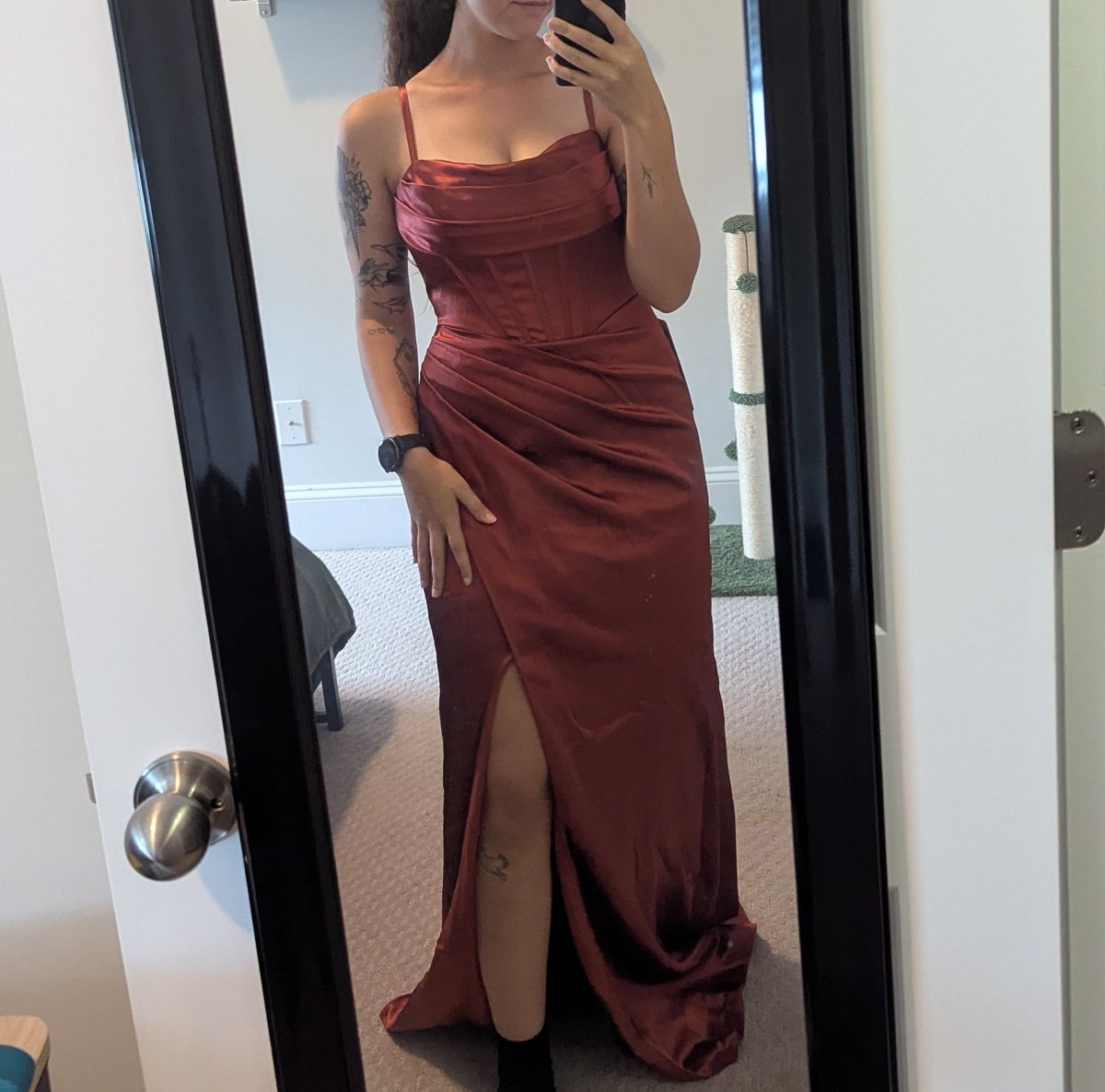 chaoticmulti's tweet image. Do these shoes make sense color wise with this dress???