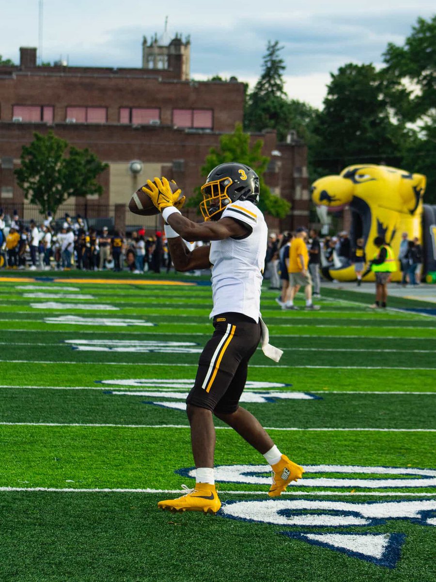 2027 ATH Darryl Flemister (<a href="/FlemDarryl10/">Darryl Flemister</a>) out of Martin Luther King Jr. Senior HS (MI) will take an unofficial visit to Illinois on November 15th when they play Maryland, I’m told.