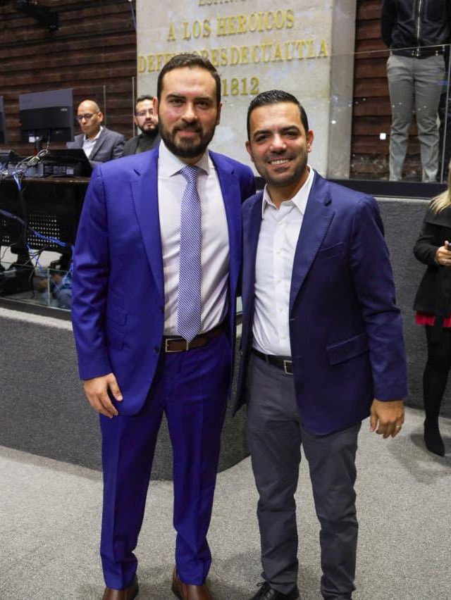 eLiasLixa's tweet image. ¡Muchas felicidades @Alan_Sahir por ser electo como secretario de la Mesa Directiva de la Cámara de Diputados!

Tu trabajo es garantía y seguirá dando resultados. ¡Mucho éxito!