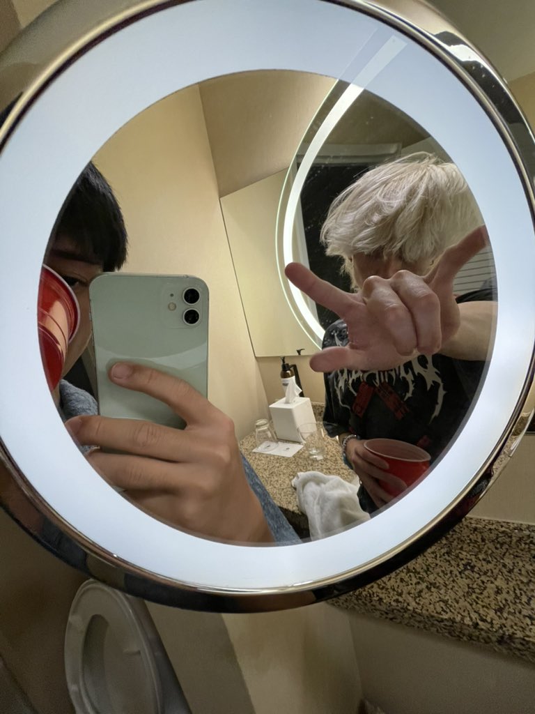 eight 🔜 FWA, AC, Mega tweet media