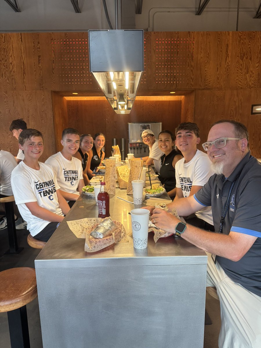 Congratulations to Spartan Varsity Tennis Team on capturing their 3rd straight district win against Seguin today 13-6! Great work staying tough in these hot and humid conditions. And fun times together at our team dinner!! 🎾💪🏻#3🌯🥗