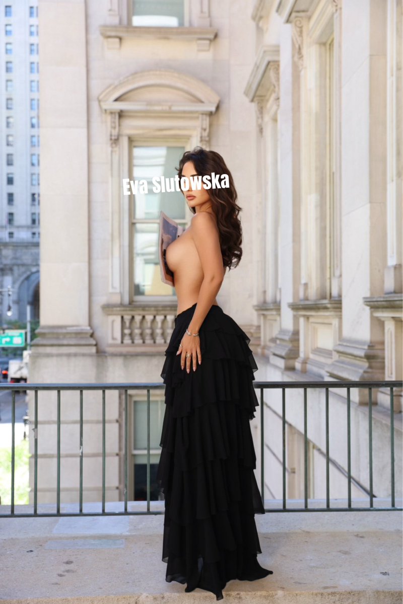 Eva Slutowska (@allyourseva) on Twitter photo Some say elegance is when less is more… I say it’s when nothing is left to imagination. Would you risk being distracted by me on Wall Street?
🔥👠💋 #NYCSecrets #MillionDollarMood
 Rt4Rt Some say elegance is when less is more… I say it’s when nothing is left to imagination. Would you risk being distracted by me on Wall Street?
🔥👠💋 #NYCSecrets #MillionDollarMood
 Rt4Rt