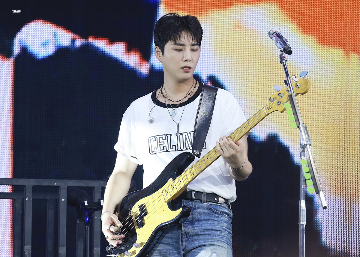 TO DAY K tweet media