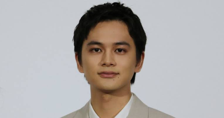 はな on X: "19番目のカルテに出演中の清水尋也が大麻所持で逮捕。 北村匠海の共演者、薬物で逮捕者続出し過ぎてて怖い。これで3回目。 清水尋也 も永山絢斗も東リべに出てたけど、東リべ出演者薬物大丈夫だよね？？ https://t.co/EyMse22oiR" / X