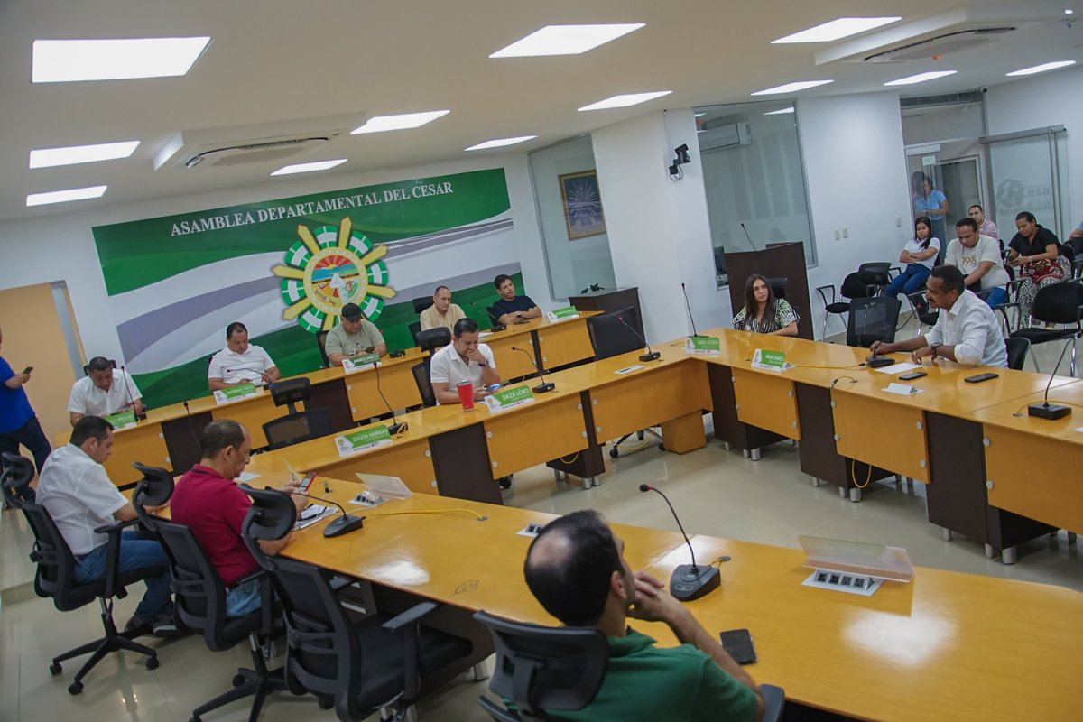 GobdelCesar's tweet photo. Instalamos las sesiones extraordinarias de la Asamblea Departamental, convocadas por la gobernadora, @elviamilenasd, para el estudio y aprobación de dos proyectos de ordenanza.   

✅ Modificación del Presupuesto General del Departamento del Cesar, vigencia 2025.

✅ Política Pública del sector LGTBIQ+ "Tejiendo un Cesar Diverso, Incluyente y Visible Para la Construcción de Paz en el Cesar".