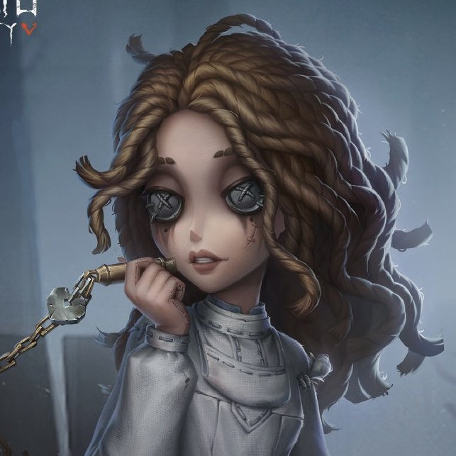 She’s the only survivor that pulls off the eyelids icl