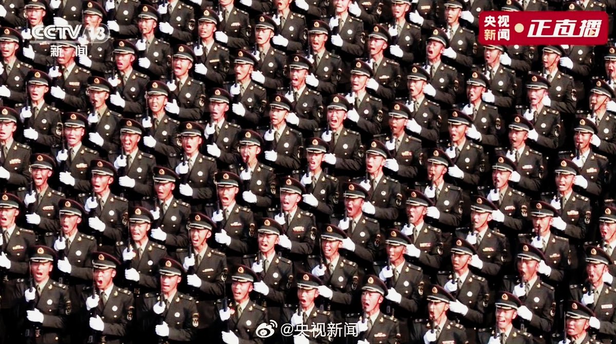 YAPJZ1's tweet photo. 山河无恙，国泰民安！愿吾辈之青春，护卫盛世中华！ https://t.co/k4KqnwaaSl